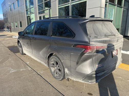 2025 Toyota Sienna XSE 7 Passenger