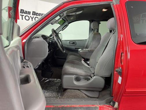 Bright Red Clearcoat 2003 Ford F-150 XLT SuperCab