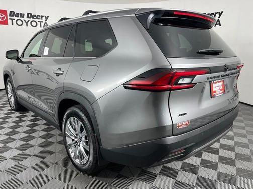 Heavy Metal 2026 Toyota Grand Highlander Platinum