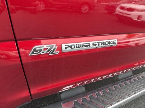 Ruby Red Metallic Tinted Clearcoat 2019 Ford F-250 Lariat