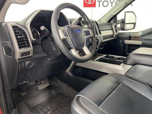 Ruby Red Metallic Tinted Clearcoat 2019 Ford F-250 Lariat