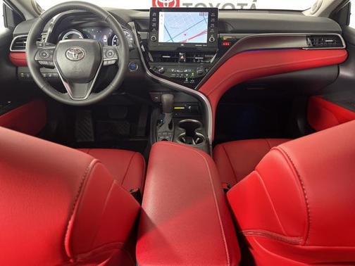 2024 Toyota Camry Hybrid SE