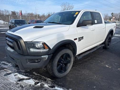 2019 RAM 1500 SLT