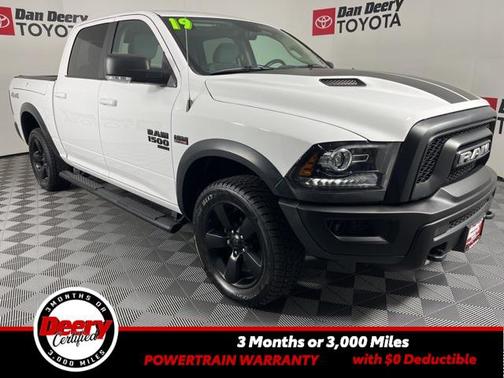 2019 RAM 1500 SLT