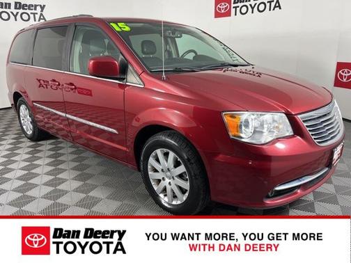 2015 Chrysler Town & Country Touring