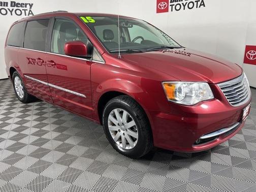 2015 Chrysler Town & Country Touring