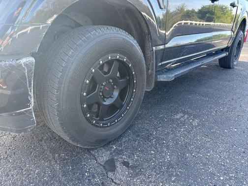 Agate Black Metallic 2023 Ford F-150 Lariat