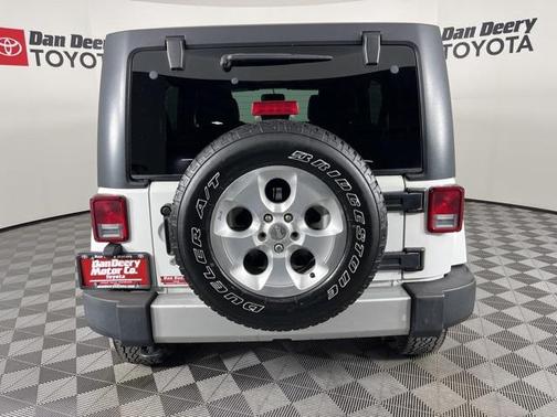 2013 Jeep Wrangler Unlimited Sahara