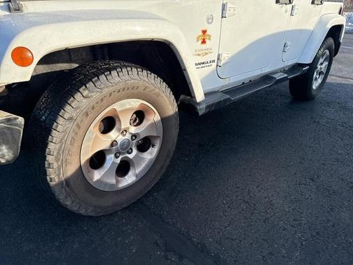 2013 Jeep Wrangler Unlimited Sahara