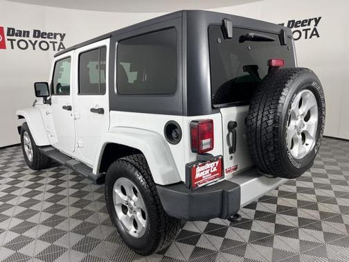2013 Jeep Wrangler Unlimited Sahara