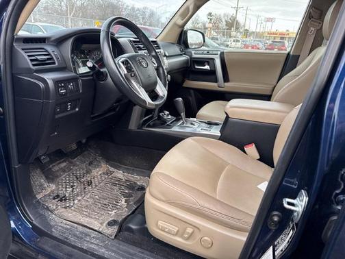 2017 Toyota 4Runner SR5 Premium