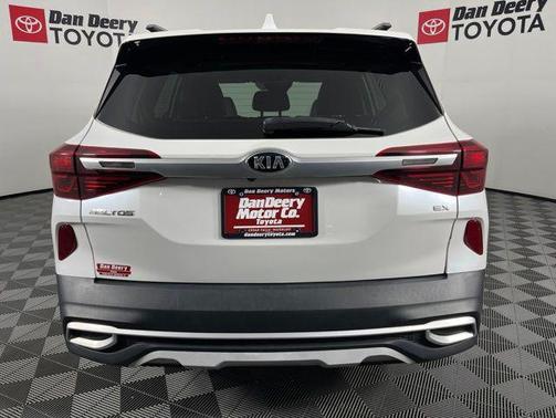 Snow White Pearl 2021 Kia Seltos EX