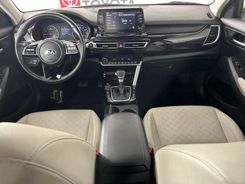 Snow White Pearl 2021 Kia Seltos EX