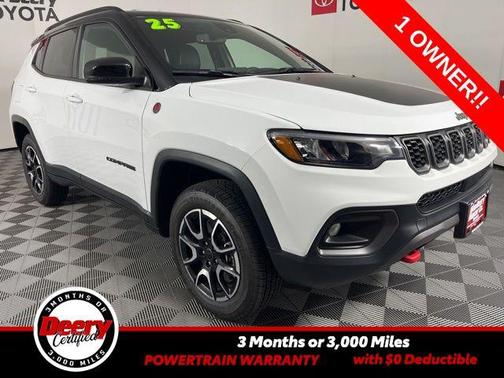 Bright White Clearcoat 2025 Jeep Compass Trailhawk
