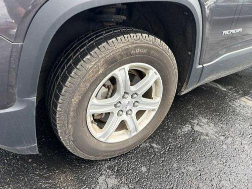 Iridium Metallic 2018 GMC Acadia SLE-1