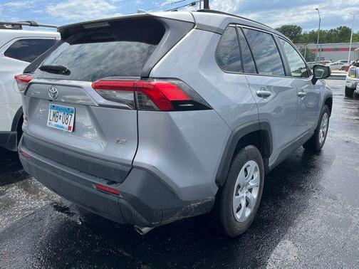 Silver Sky Metallic 2019 Toyota RAV4 LE