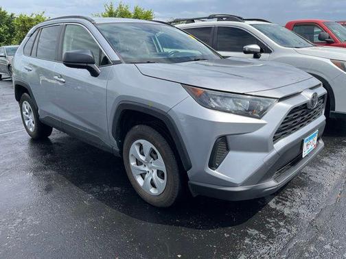 Silver Sky Metallic 2019 Toyota RAV4 LE