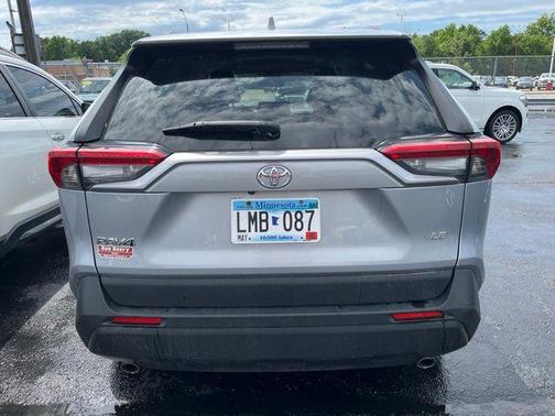 Silver Sky Metallic 2019 Toyota RAV4 LE