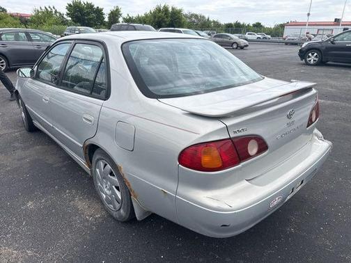 Silverstream Opalescent 2001 Toyota Corolla S