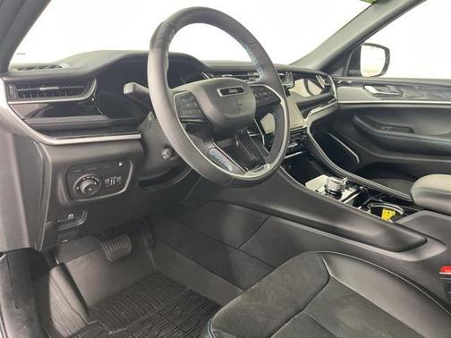 2023 Jeep Grand Cherokee 4xe Trailhawk