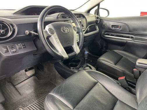 2017 Toyota Prius c Four