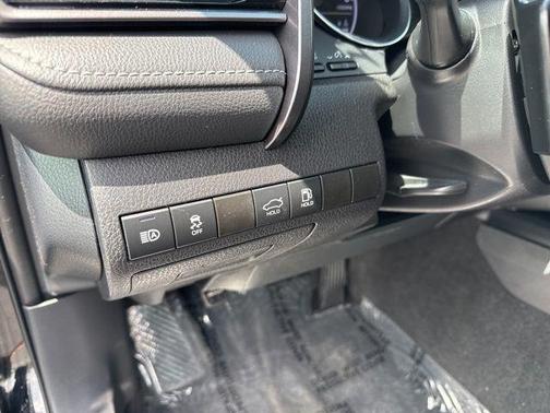 Midnight Black Metallic 2020 Toyota Camry SE