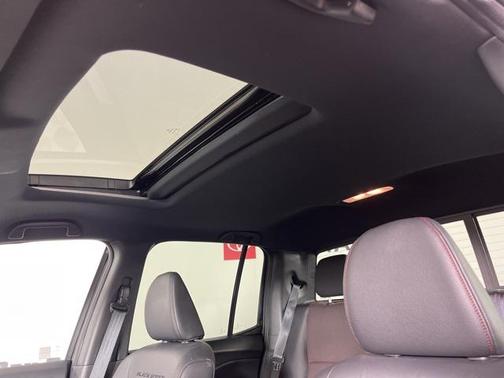 2023 Honda Ridgeline Black