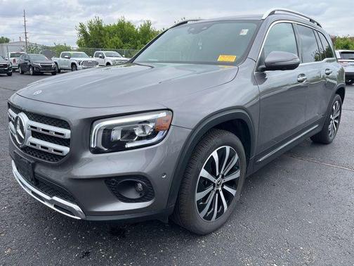 Mountain Grey Metallic 2023 Mercedes-Benz GLB 250 4MATIC