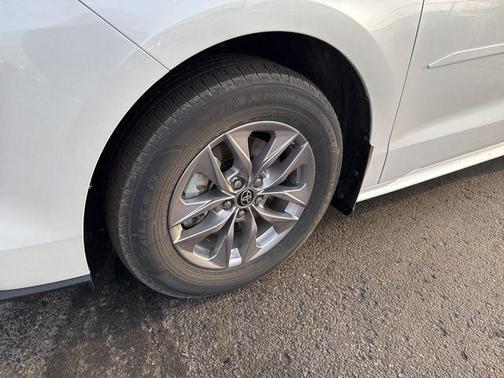 0089 2025 Toyota Sienna XLE