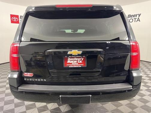 2020 Chevrolet Suburban LT