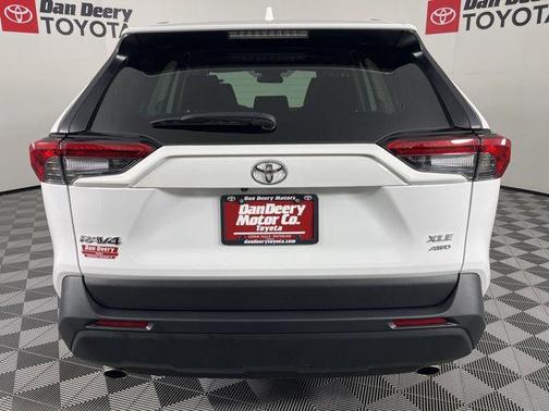 0040 2024 Toyota RAV4 XLE