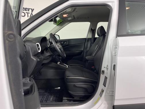 2022 Hyundai VENUE Limited