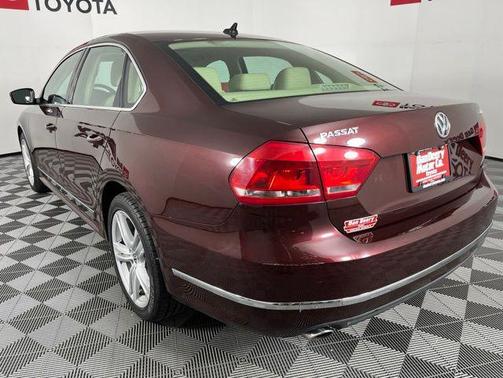 Maroon 2013 Volkswagen Passat 2.0 TDI SEL Premium