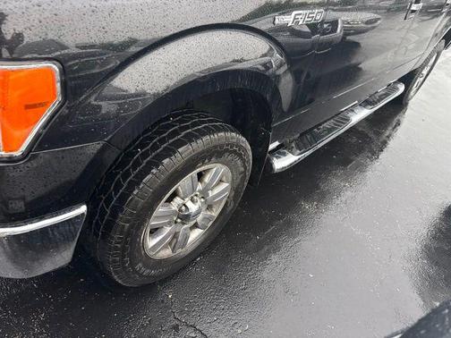 Tuxedo Black Metallic 2012 Ford F-150 XLT