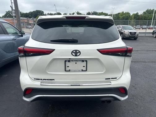2021 Toyota Highlander XSE