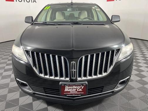 2011 Lincoln MKX Base
