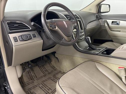 2011 Lincoln MKX Base