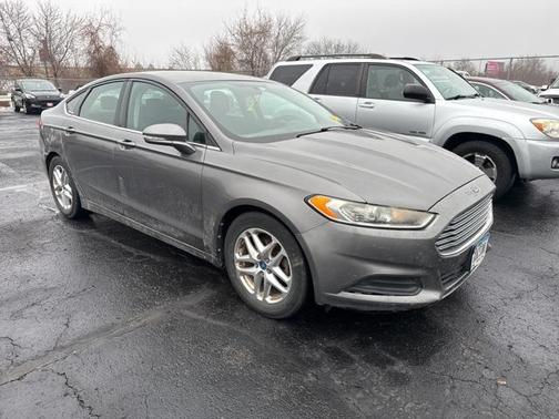 2013 Ford Fusion SE