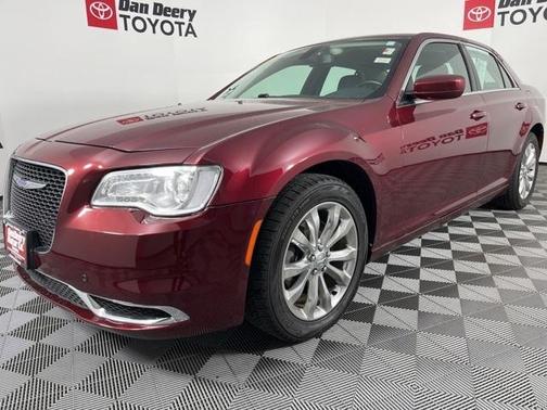 2017 Chrysler 300 Limited