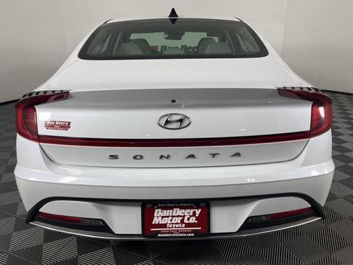 2021 Hyundai SONATA SE