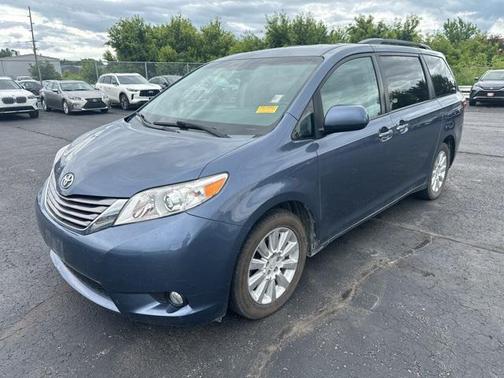 2015 Toyota Sienna XLE Premium