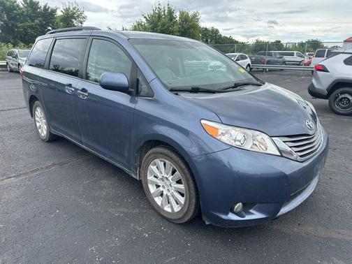 2015 Toyota Sienna XLE Premium