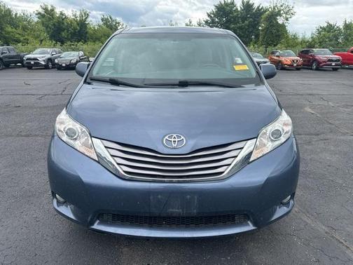 2015 Toyota Sienna XLE Premium