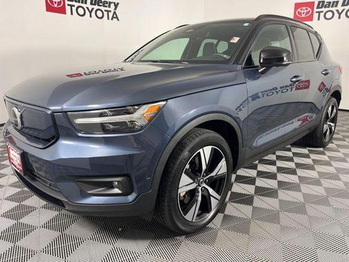 2022 Volvo XC40 Recharge Pure Electric P8 Twin Plus