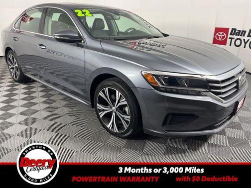 2022 Volkswagen Passat 2.0T SE