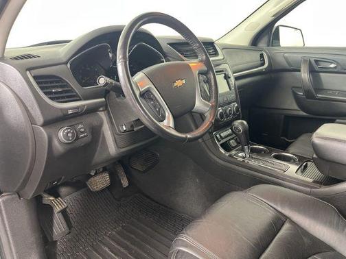 2017 Chevrolet Traverse Premier