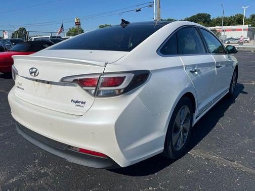 Diamond White Pearl 2017 Hyundai SONATA Hybrid Limited