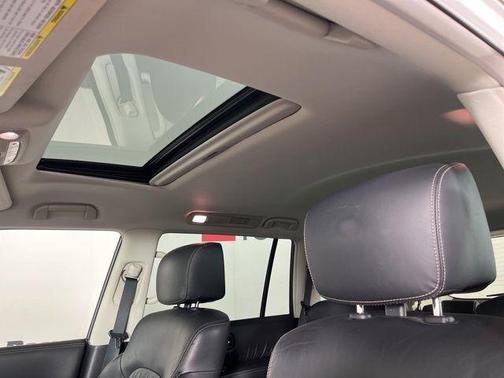 Aspen White Tricoat 2023 Nissan Armada Platinum 4WD