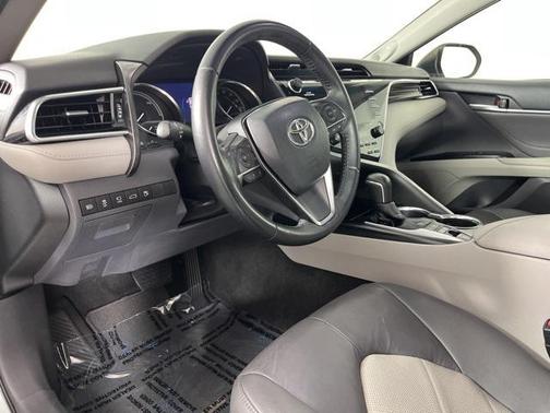 2018 Toyota Camry Hybrid XLE