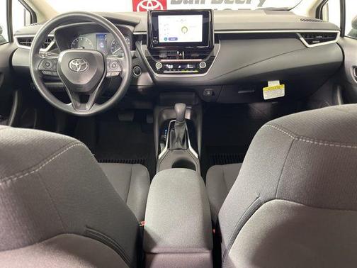 01f7 2025 Toyota Corolla LE